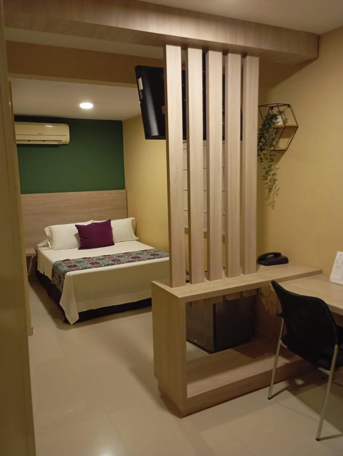 Hotel Prado 34 West Букараманга Екстериор снимка