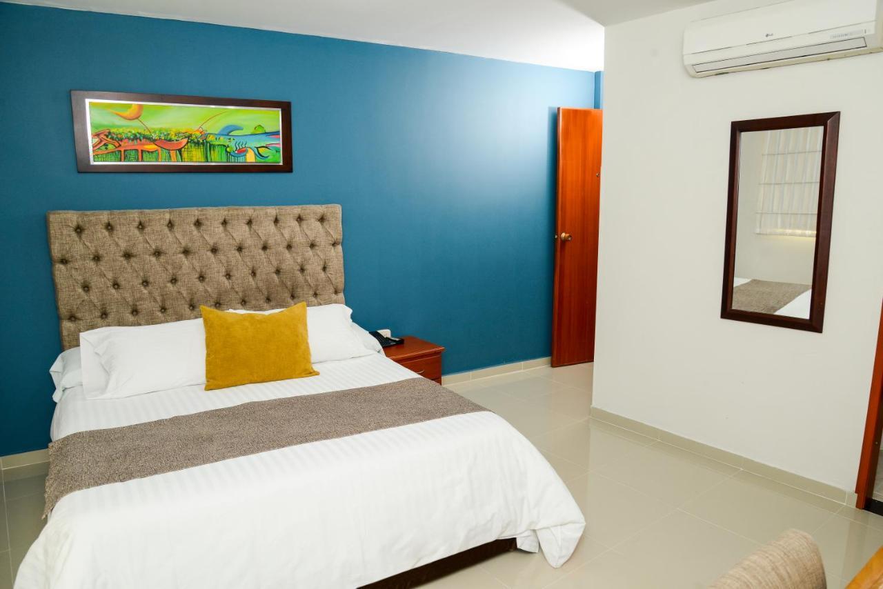 Hotel Prado 34 West Букараманга Екстериор снимка